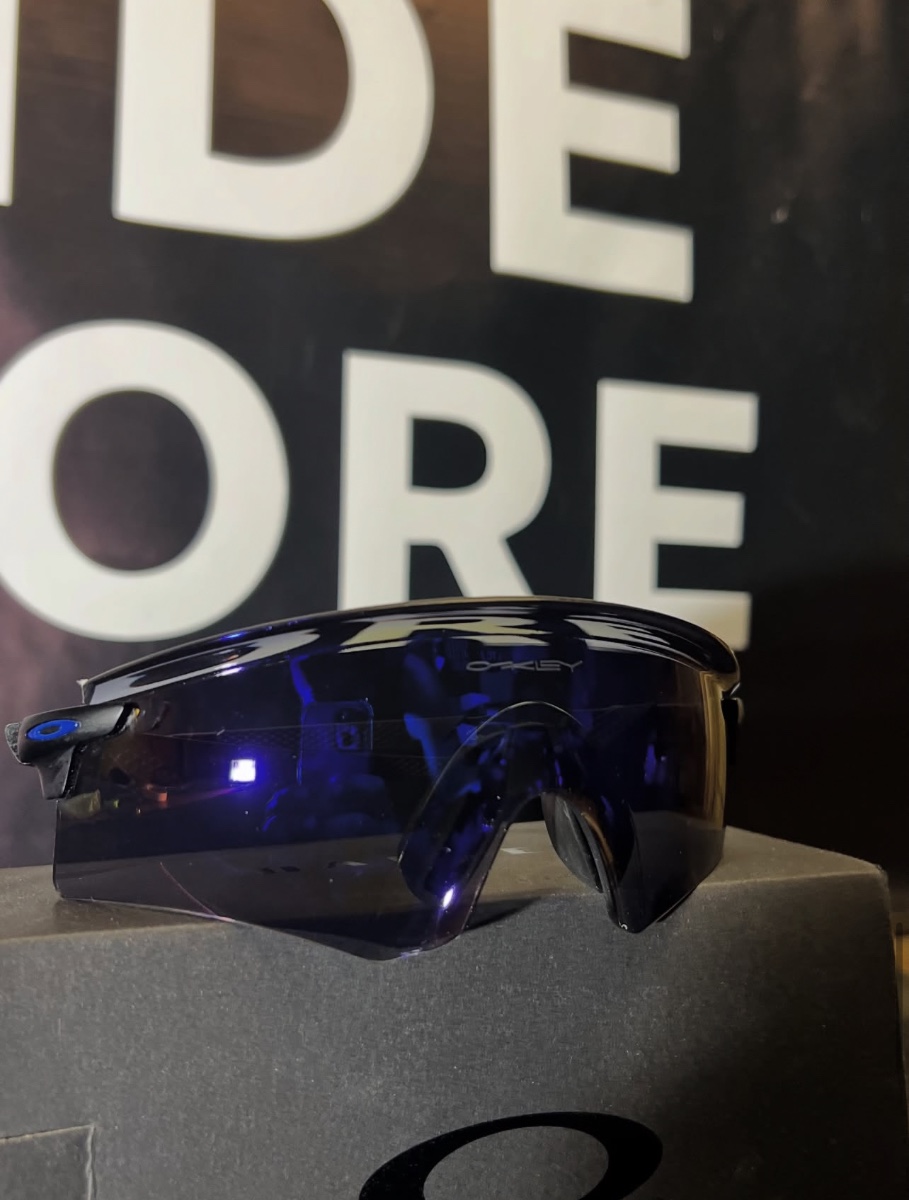OAKLEY ENCODER STRIKER 2